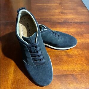 Geox Men's Black and Tan Sneakers